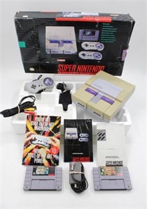 Super NES Nintendo Entertainment System Console