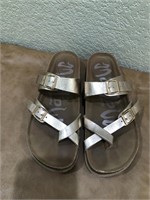 Mad Love Sandals (size 6)