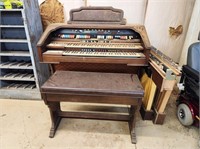 HAMMOND ORGAN (NEEDS REPAIRS)