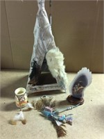 TEE PEE AND OTHER NATIVE AMERICAN DECOR LOT