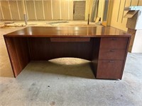 6ft cherry executive desk