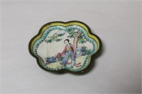 A Chinese Antique Enamel 6 Loop Sauce Dish