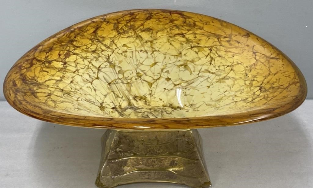 Willsea O’Brien Art Glass Centerpiece Bowl