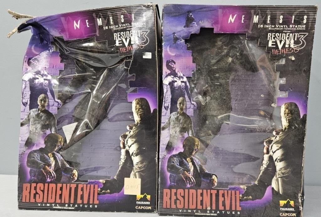 2 Resident Evil Action Figures