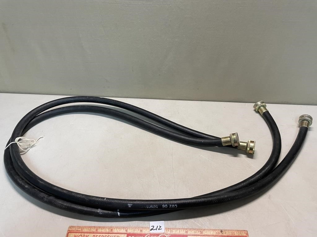 PAIR OF WASHER HOSES