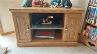 Tv stand, dvd player & dish hopper