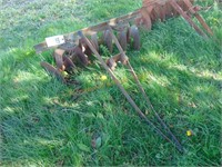 DAVID BRADLEY WALK BEHIND GARDEN TRACTOR DISK