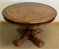 QUALITY ROUND OAK DINING TABLE W PEDESTAL BASE