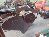 ONE BOTTOM PULL TYPE PLOW  FOR GARDEN TRACTOR