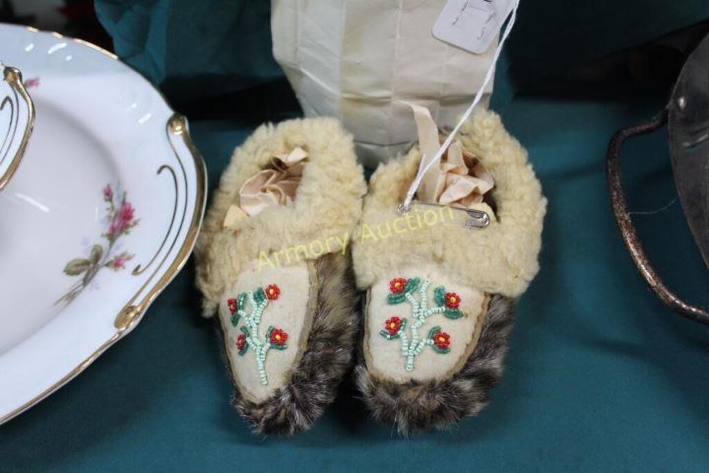 BEADED NATIVE FUR LINED MOCCASINS