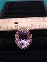 10K Gold Ring Large Pinkish Stone