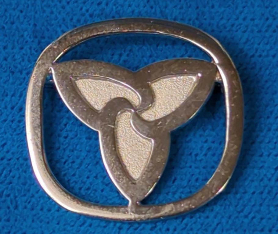 Sterling Silver Ontario Trillium Lapel Pin