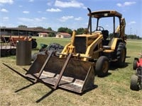 JD Backhoe with Bucket and Forks- KEY A-28
