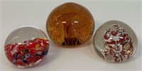 TRIO OF CUTE VINTAGE BLOWN GLASS PAPERWEIGHTS