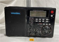 Fab Vtg Grundig S450DLX Short Wave Field Radio