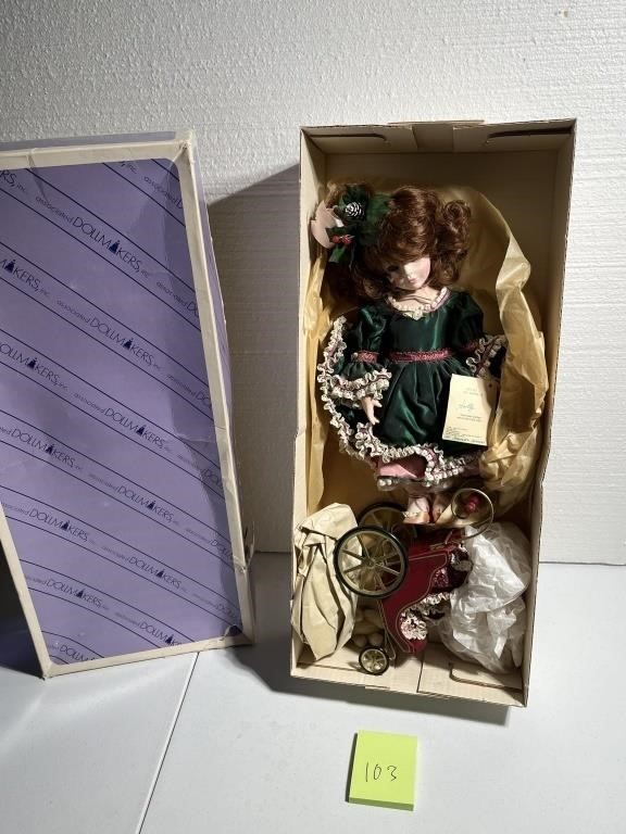 Vintage Doll Associated Dollmakers Inc Holly