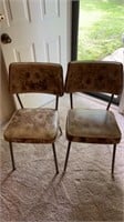 2 vinyl daisy diner chairs vintage
