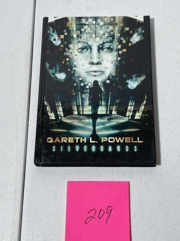 SILVERSANDS BOOK SIGNED BY AUTHOR GARETH POWELL