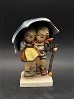 1964 Goebel Hummel Figurine 71 Stormy Weather