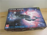 AMT ERTL Star Trek Insurrection Enterprise Model