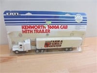 ERTL Kenworth T600A Cab Trailer Central Tractor