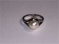 REAL PEARL, 925 RING by CP WOMENS SZ (JUST SHY OF