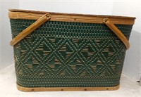 Hawkeye Burlington vintage 1950s picnic basket