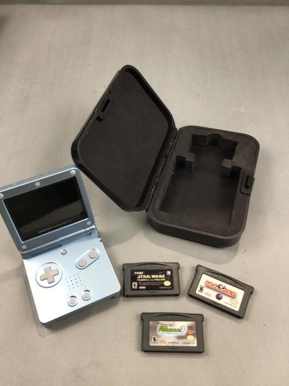 Gameboy Advance SP w 3 games in very protective