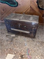 3ft wide steamer trunk.