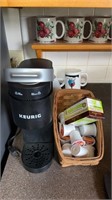 Keurig single serve coffee maker, with some