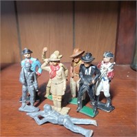 Lot of Vintage Cast Iron Metal 3.75" Toy Soldiers