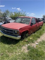 1994 Chevrolet pick up truck, 6  cylinder, has