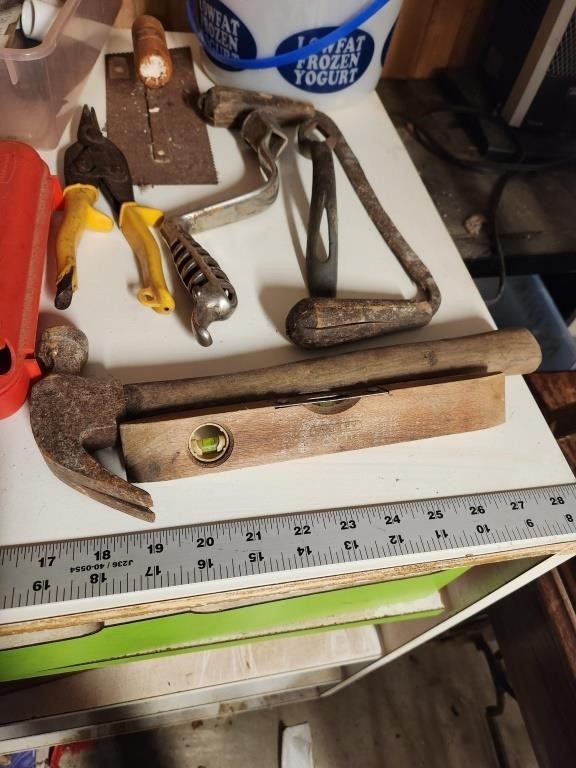 Vintage hand tools lot- hammer, level, etc