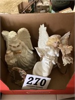 Angel lot with music box angel