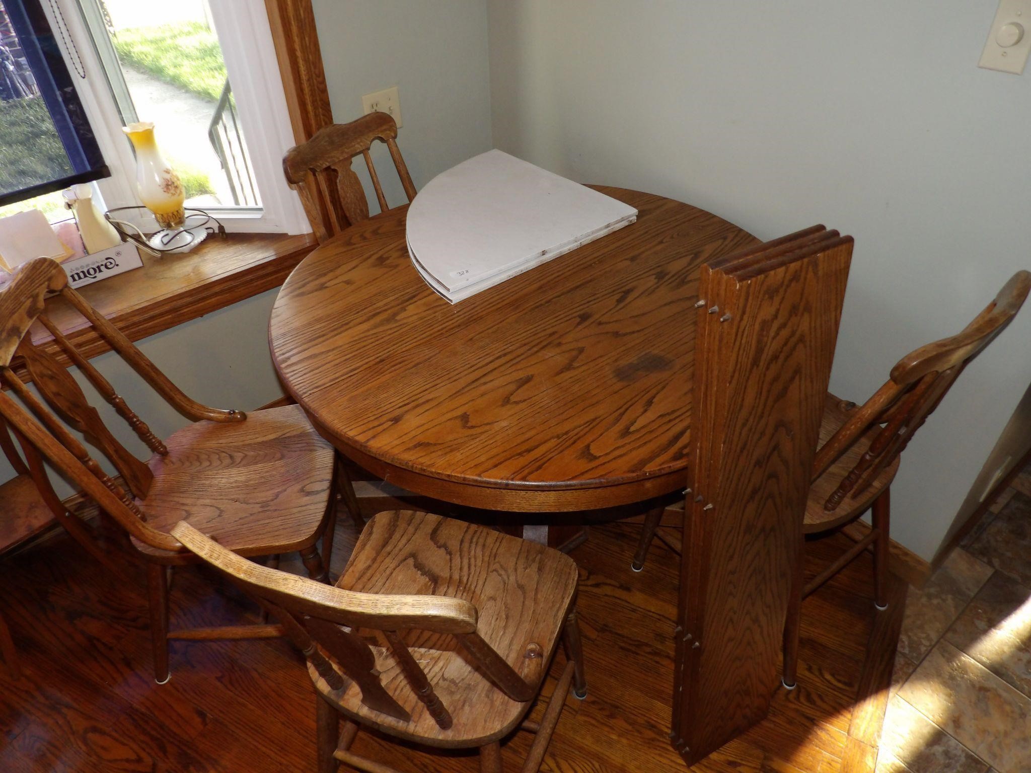 ANTIQUE WOOD TABLE SET