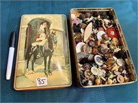 TIN VINTAGE BUTTONS