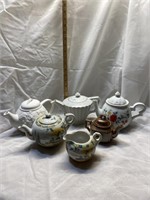 Lot Of Vintage Tea Pots