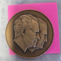 Richard Nixon coin