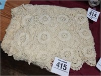 Vintage tablecloth w/ crochet lace