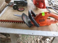 B&D hedge trimmer and clippers