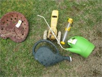 Tractor water sprinkler, water cans