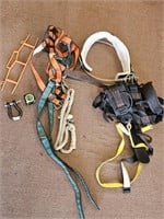 CONTRACTORS LOT!! SAFETY HARNESSES AND SOME EXTRAS
