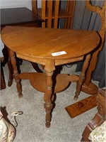 ANTIQUE TABLE