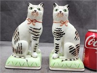 1980's cat bookends.  Porcelain.   Look at the