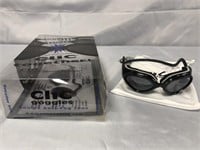 NIB CLIC GOGGLES. DOUBLE ANTI-FOG LENS. SMALLER