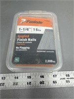 1 box 1 1/4inch 16 gauge angle Brad nails