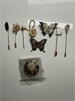 LOT OF 8 PINS BROOCHES