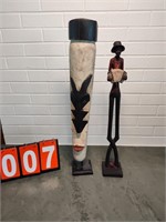 2 Wooden Statues
