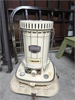 Kerosene heater on rolling stand 25" t