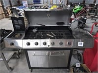 Brand new grill - missing 1 burner cover - 36x17..